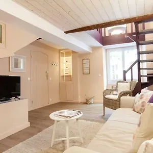 2 Bedrooms 2 Bathrooms In Old Antibes