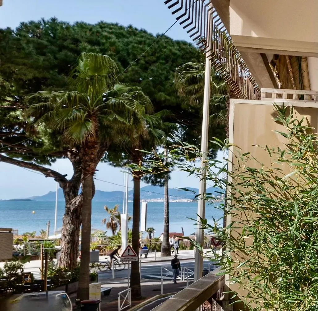 アパート Somptueux Appartement 20M Plages Avec Vue Mer アンティーブ